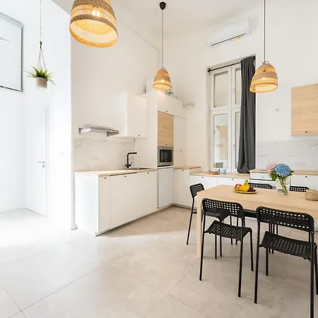 Maison De Fashion Budapest