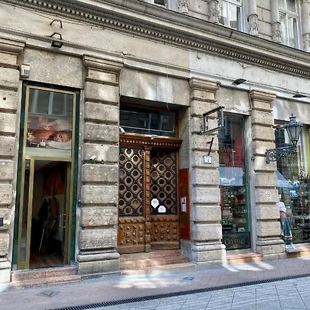 Maison De Fashion Apartment Budapest